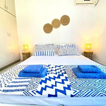 Holiday home Rafaela's Breeze *